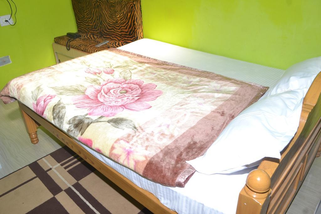Hotel Sukh Sagar Inn Деогар Номер фото
